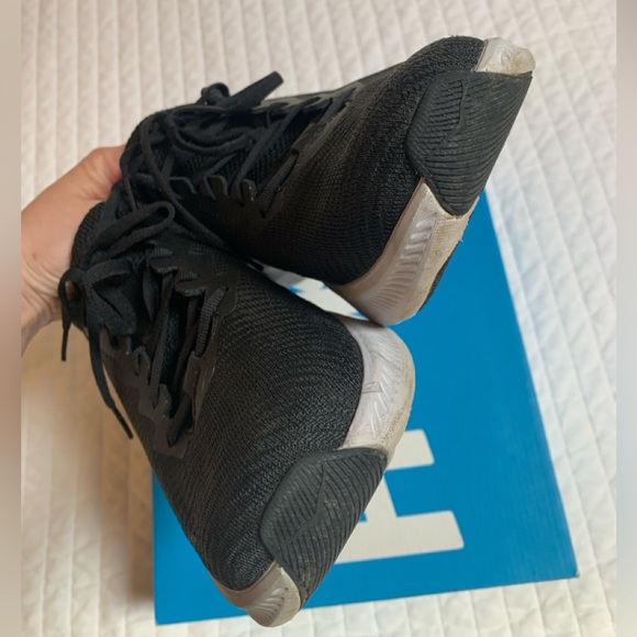 Men’s Hoka Solimar black shoes 11D - Picture 9 of 11